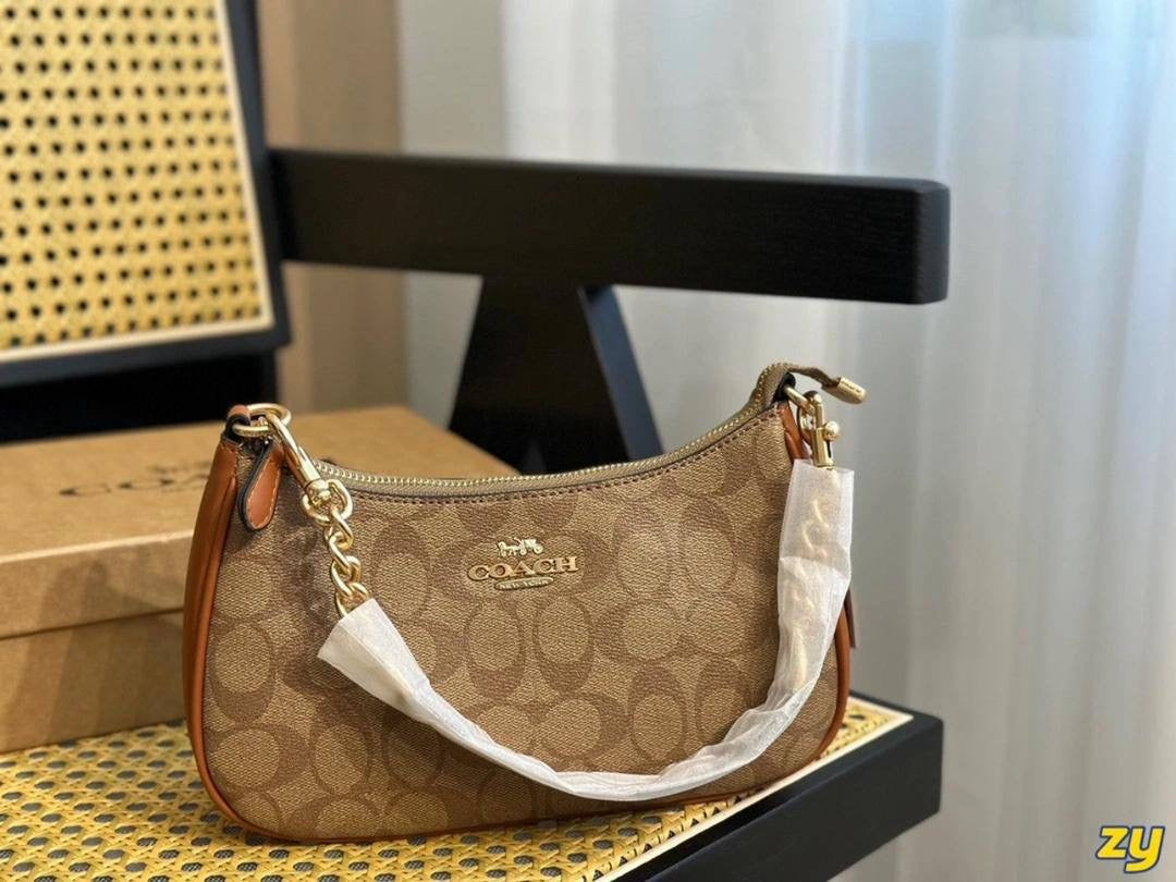 Coach
90 dhs🪙
With box
🎁🎁🎁
Zain35
♥️♥️♥️