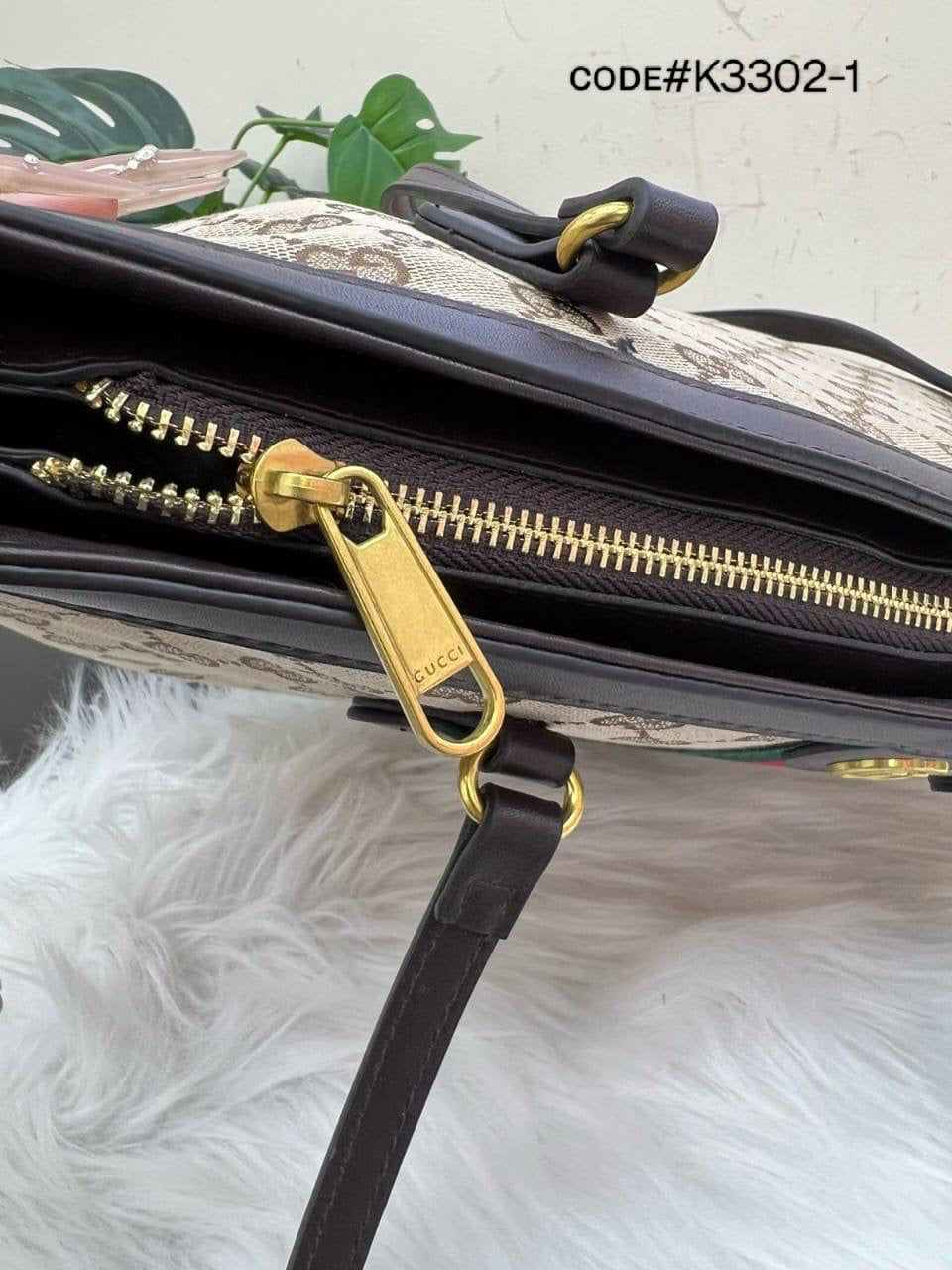 Gucci OPHIDIA
SHOULDER TOTEBAG 
ᴄᴀɴᴠᴀss ᴍᴀᴛᴇʀɪᴀʟ
ᴢɪᴘᴘᴇʀ ᴛʏᴘᴇ
sɪᴢᴇ : 40 cm
75 dhs🇦🇪
Zain31
♥️♥️♥️