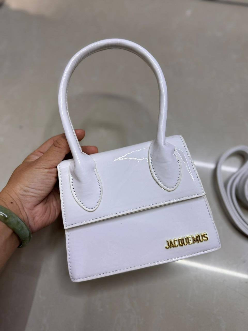 🎉Offer🎊  JACQUEMUS
Size : 17 * 13 cm
55 dhs🇦🇪
Zain115
♥️♥️♥️