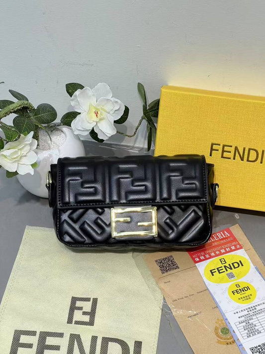 Fendi
70 dhs🇦🇪
Zain22
♥️♥️♥️