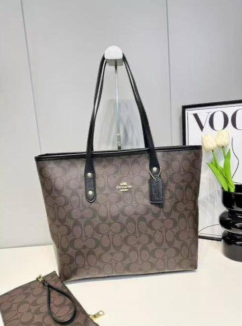 Coach
42 cm
80 dhs🇦🇪
Zain17
♥️♥️♥️