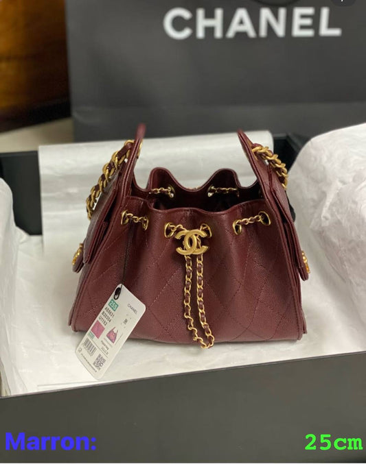 Chanel 25 ʜᴏʙᴏ ʙᴀɢ 
ɢᴏʟᴅ ʜᴀʀᴅᴡᴀʀᴇ 
ɴᴏ 🎁 
ᴄᴀᴠɪᴀʀ 
sɪᴢᴇ:25ᴄᴍ
115 dhs🇦🇪
Zain56
♥️♥️♥️