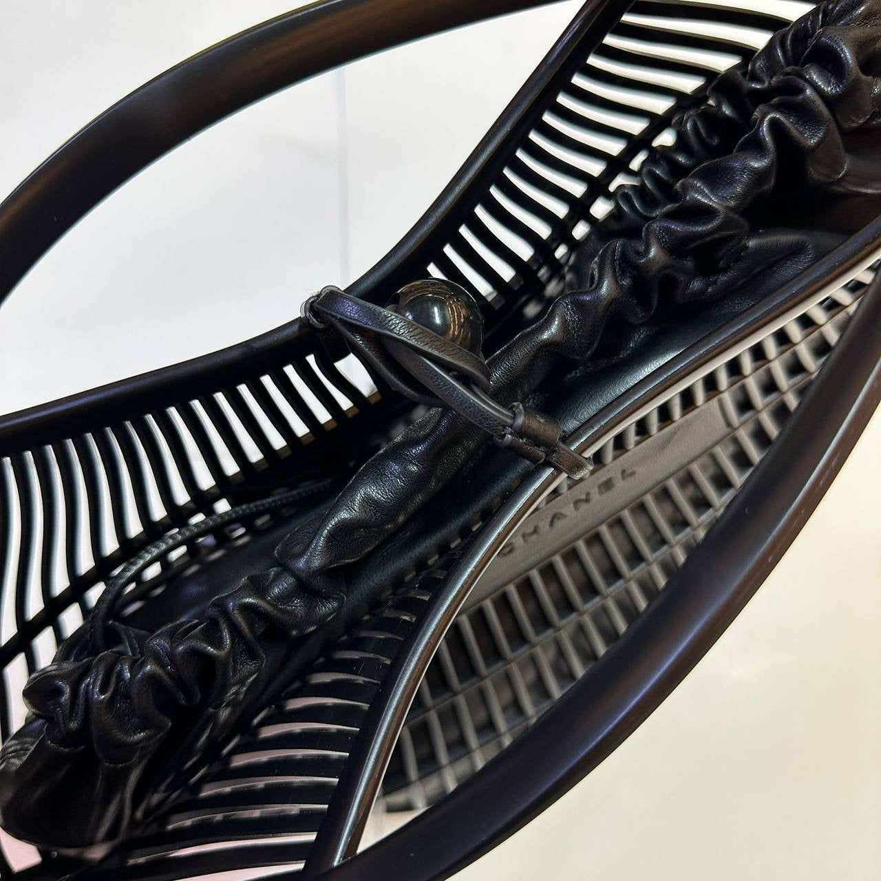 CHANEL 
NEW DESIGN GOOD QUALITY 
120 dhs🇦🇪
Zain39
♥️♥️♥️