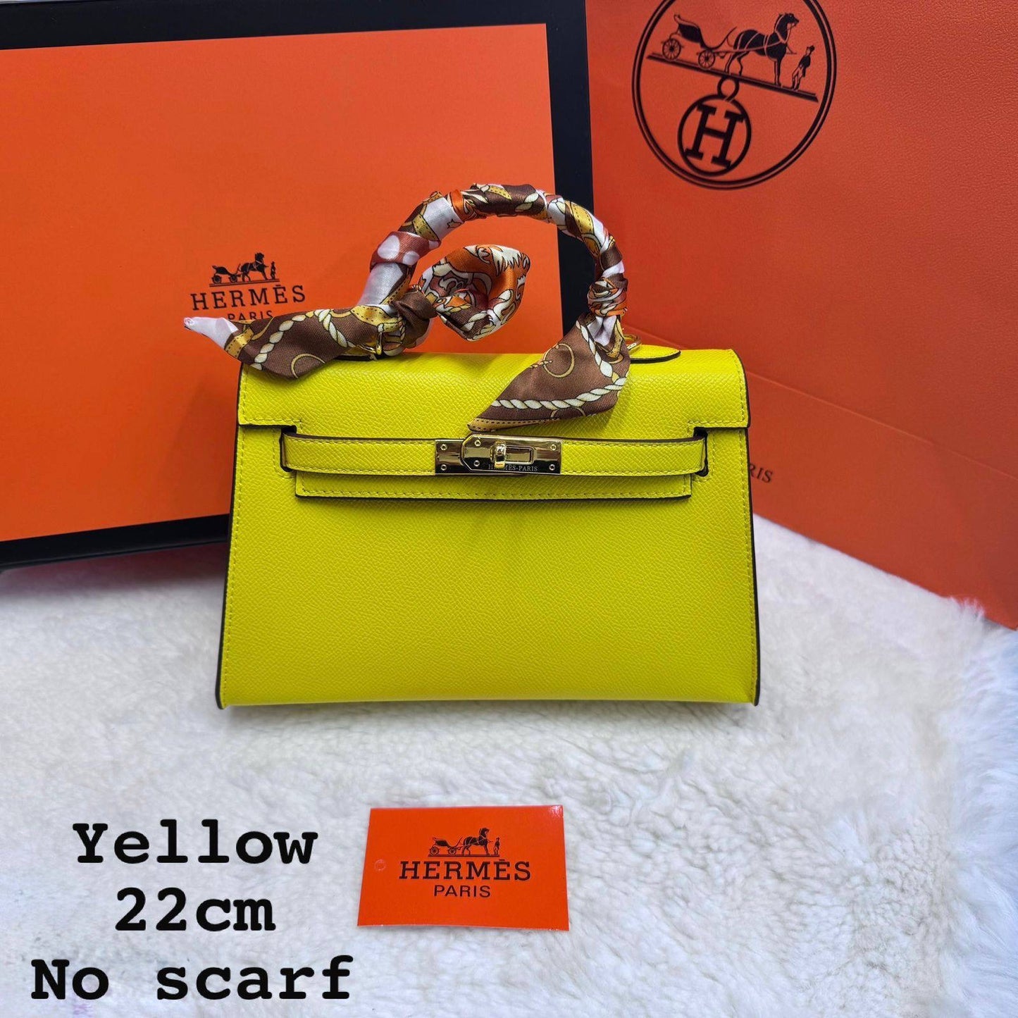 Hermes ᴋᴇʟʟʏ ʙᴀɢ  
gold hardware 
ᴡɪᴛʜ ʙᴏx 
🎁🎁🎁
No twilly
ʟᴇᴀᴛʜᴇʀ 
sɪᴢᴇ:22ᴄᴍ 
90 dhs🇦🇪
Zain56
♥️♥️♥️