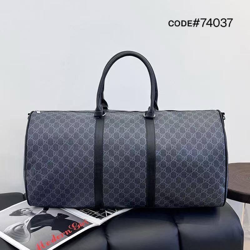 LV - Gucci
TRAVELLING BAG
ʜᴀɴᴅᴄᴀʀʀʏ ᴡ/ sᴛʀᴀᴘ
sɪᴢᴇ: 55 x 30 x 22 cm
65 dhs🇦🇪
Zain31
♥️♥️♥️