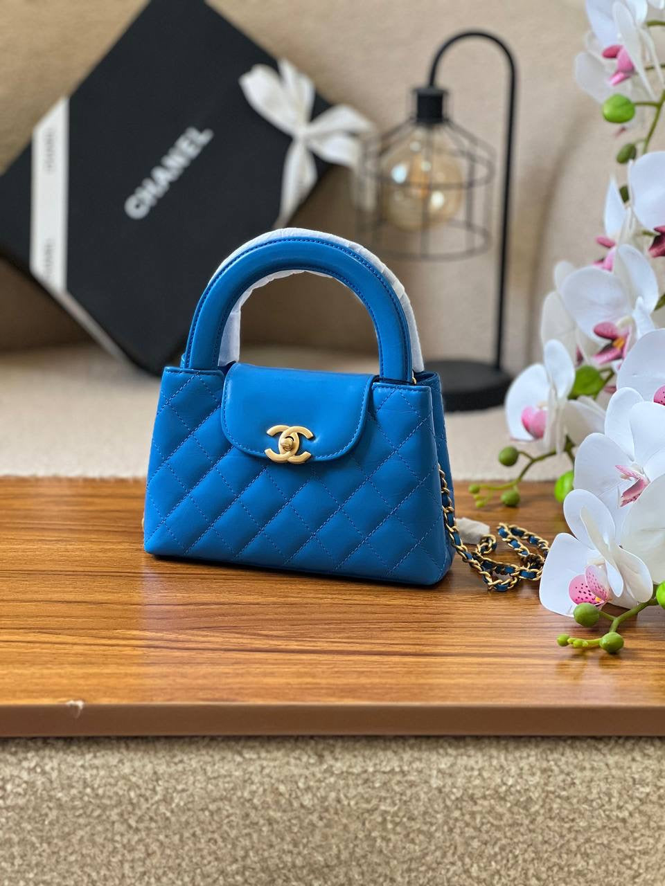 CHANEL Super Master 
*19cm*
*Available Now*
For Price 👇 WTSP Text Zain 0568585901
Zain257
♥️♥️♥️