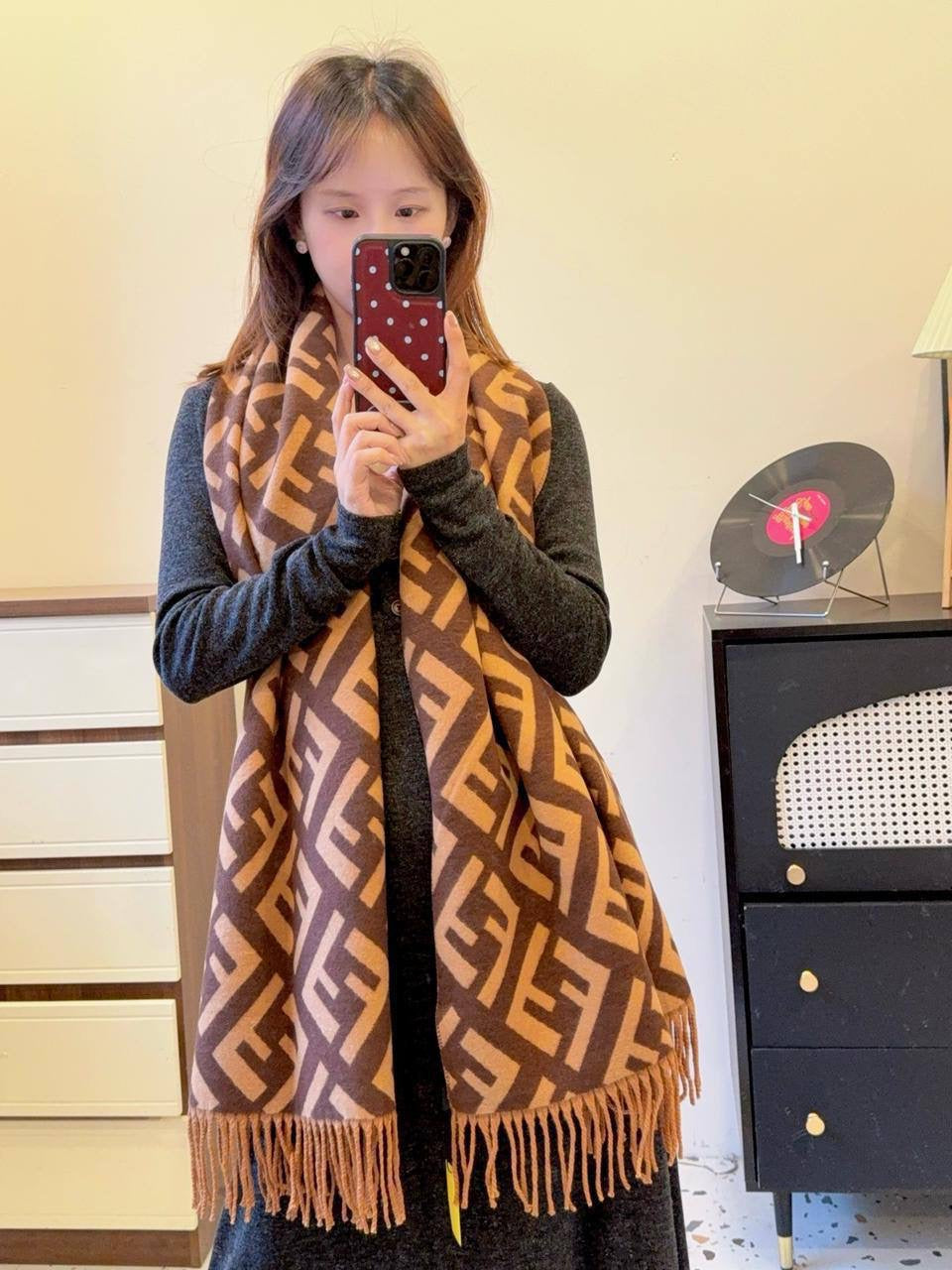 Scarf
180*68cm
45 dhs🇦🇪
Zain17
♥️♥️♥️
