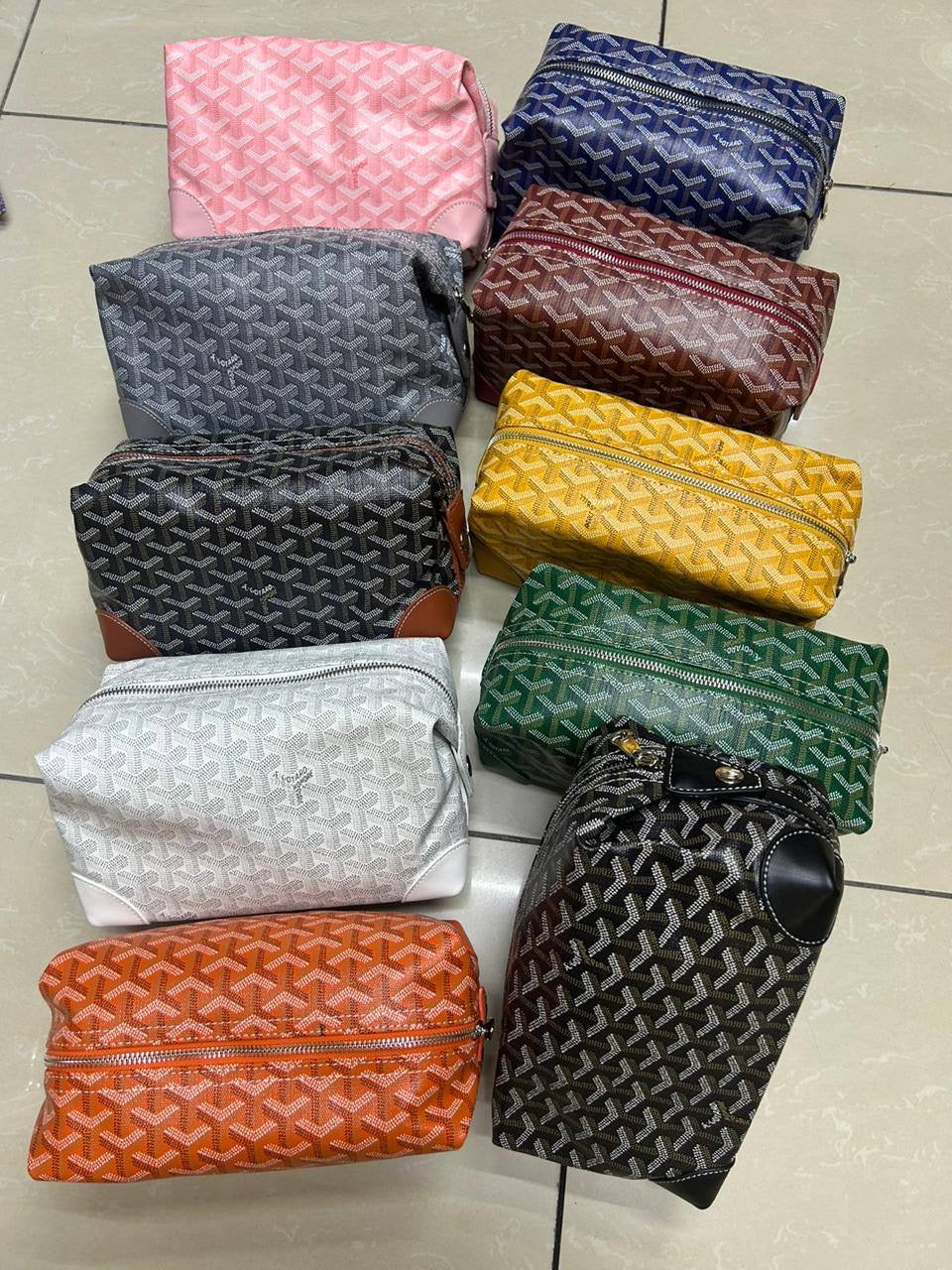 Goyard
80 dhs🇦🇪
Zain190
♥️♥️♥️