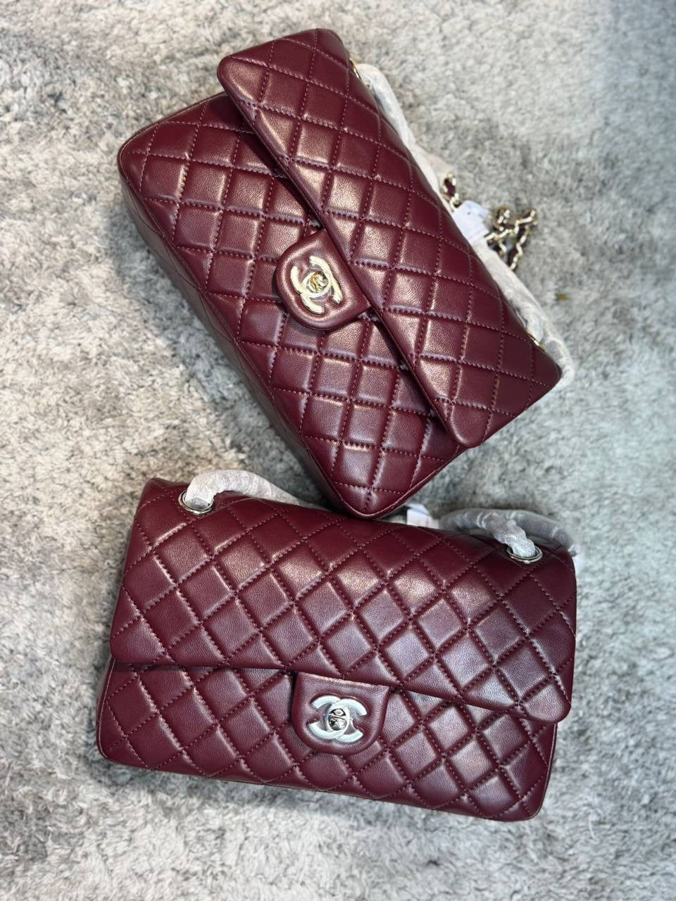 Chanel Flap 
         25 Cm
220 dhs🇦🇪
Zain131
♥️♥️♥️
