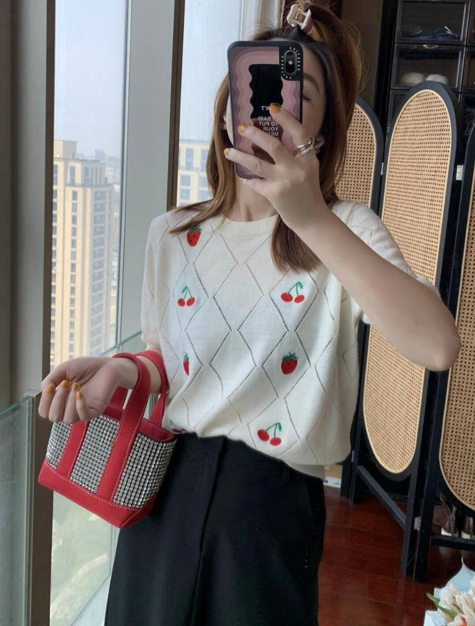 Alexanderwang  
offer price
65 dhs🇦🇪
Zain39
♥️♥️♥️