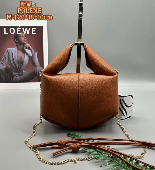 POLENE 
COPY ONE NEW CAME  
180 dhs🇦🇪
SIZE: 20cm
Zain39
♥️♥️♥️