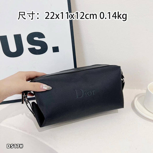 Dior
30 dhs🇦🇪
Zain17
♥️♥️♥️