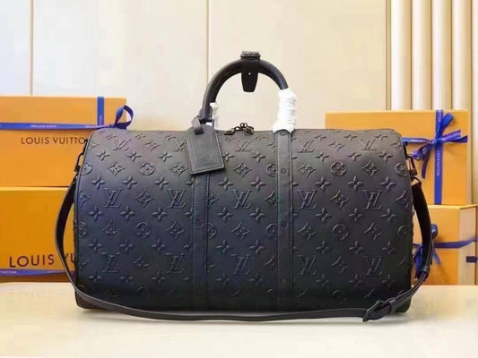 LV TRAVEL Bag
PREMIUM QUALITY 
120 dhs🇦🇪
Zain28
♥️♥️♥️