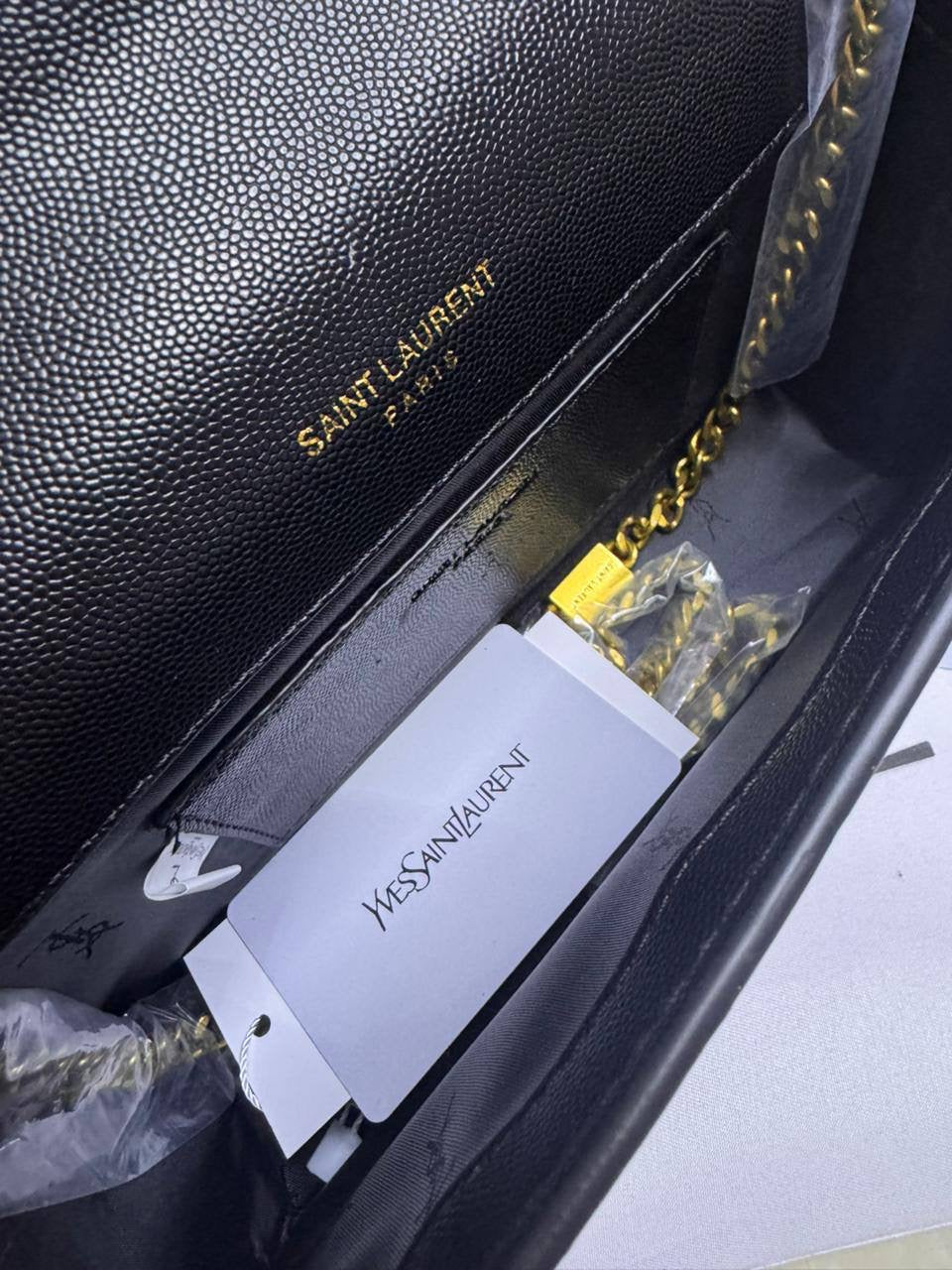 Ysl Kate
Size : 24 * 14.5 * 5.5  cm
95 dhs🇦🇪
with box 🎁
Zain115
♥️♥️♥️
