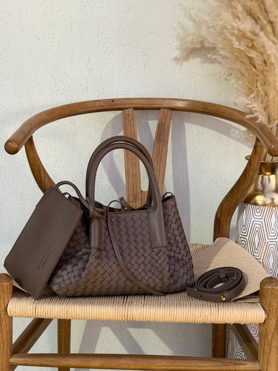 New Collection✨✨✨
BOTTEGA VENETA
25cm
350 dhs🇦🇪
Top quality 
With box🎁
Zain167
♥️♥️♥️