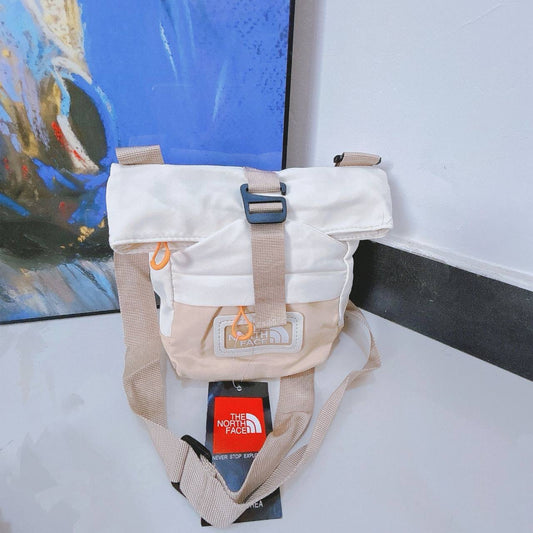 The North Face
22*20cm
35 dhs🇦🇪
Zain17
♥️♥️♥️