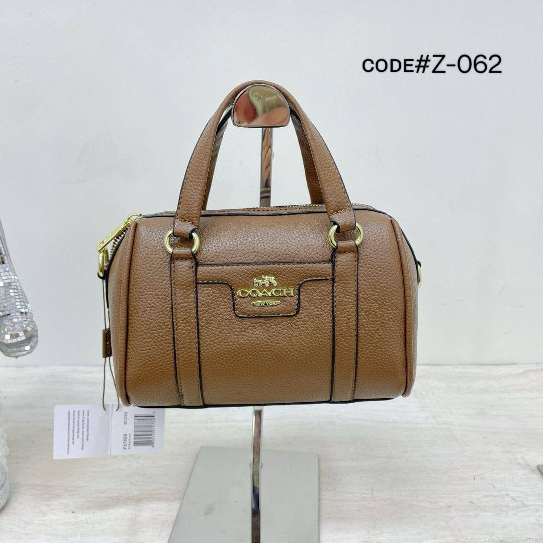 Coach ʀᴏᴡᴀɴ sᴀᴛᴄʜᴇʟ
ᴛᴏᴘ ʜᴀɴᴅʟᴇ ᴄʀᴏssʙᴀɢ
ᴡɪᴛʜ ᴛᴀssᴇʟ ᴄʜᴀɪɴ
ɪᴛ ʜᴀs ʟᴏɴɢ ʙᴇʟᴛ sᴛʀᴀᴘ
sɪᴢᴇ: 23 cm
70 dhs🇦🇪
Zain31
♥️♥️♥️