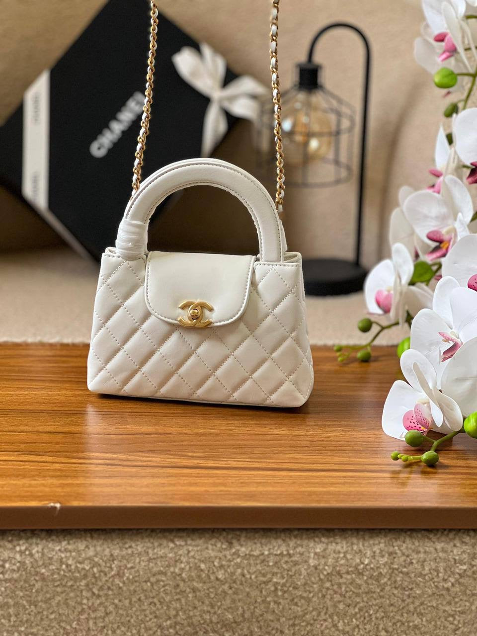 CHANEL Super Master 
*19cm*
*Available Now*
For Price 👇 WTSP Text Zain 0568585901
Zain257
♥️♥️♥️