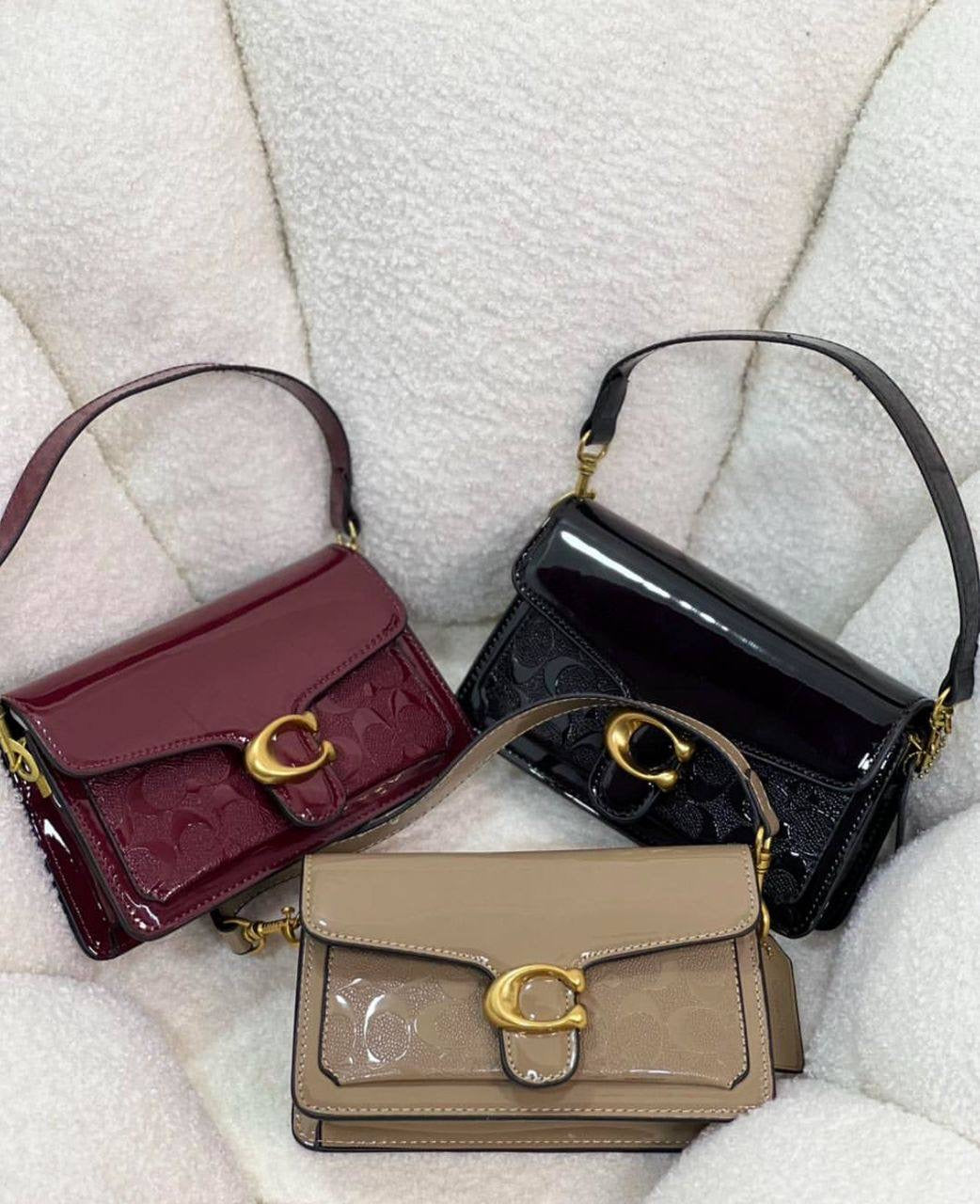 Coach
95 dhs🇦🇪
Good quality 
with box
🎁🎁🎁
Zain35
♥️♥️♥️