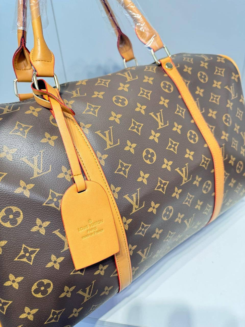 LV Travel Bag
47*29*16cm
90 dhs🇦🇪
Zain17
♥️♥️♥️