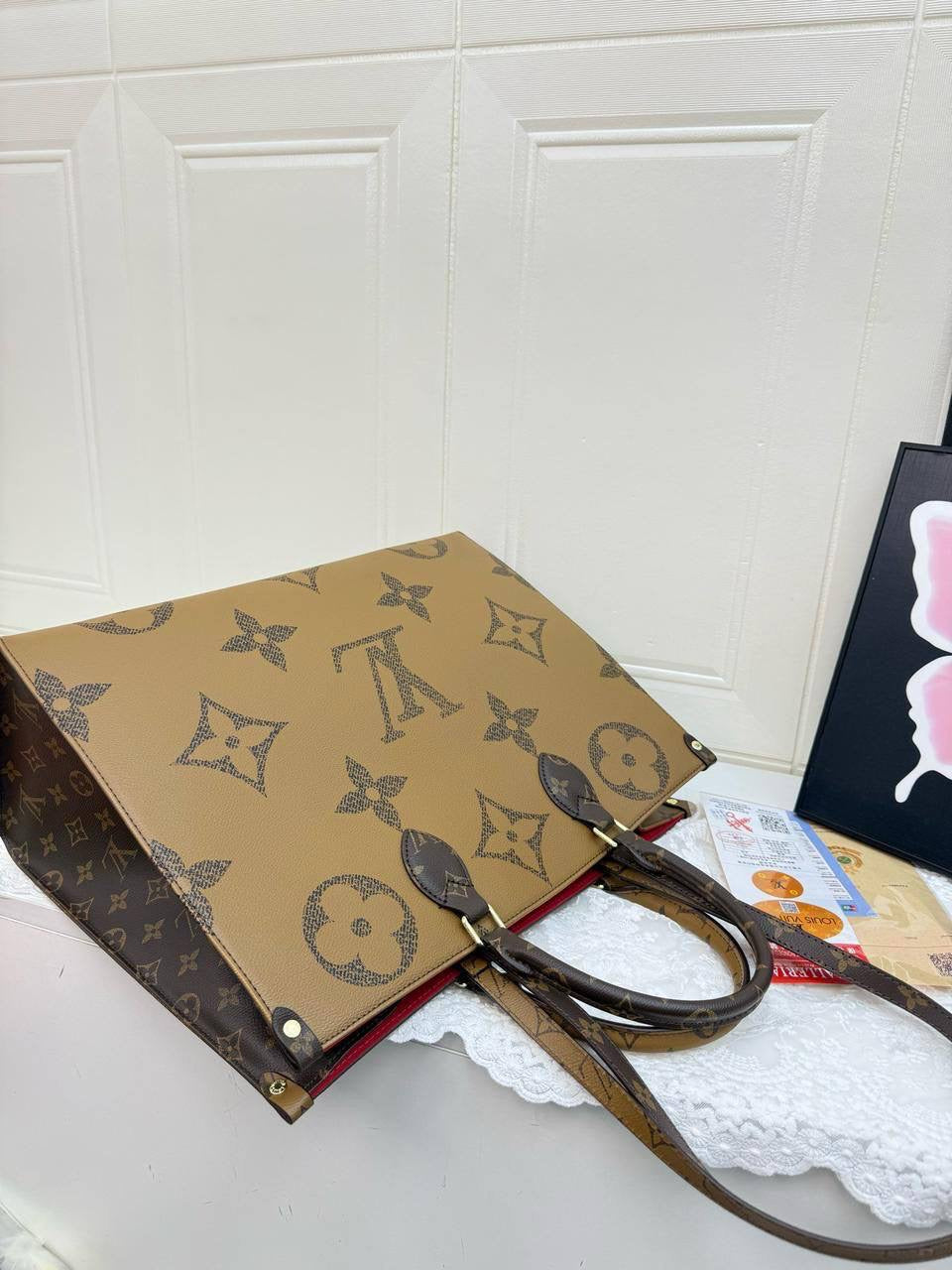 LV
41*30*15cm
110 dhs🇦🇪
Zain17
♥️♥️♥️