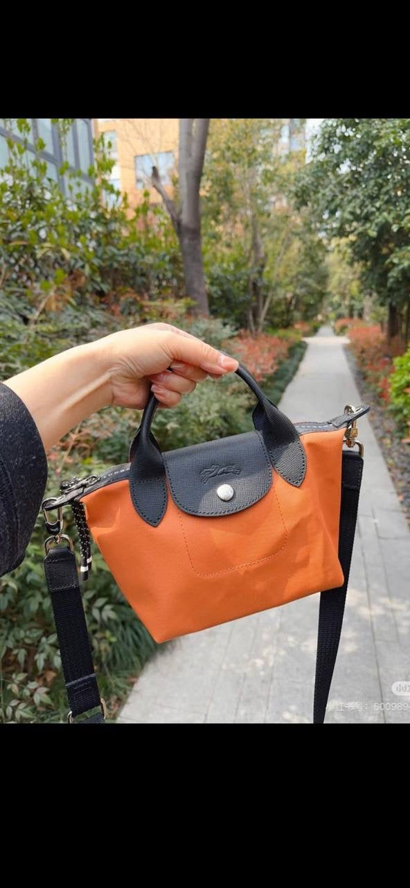 Long Champ
High quality
80 dhs🇦🇪
Zain190
♥️♥️♥️