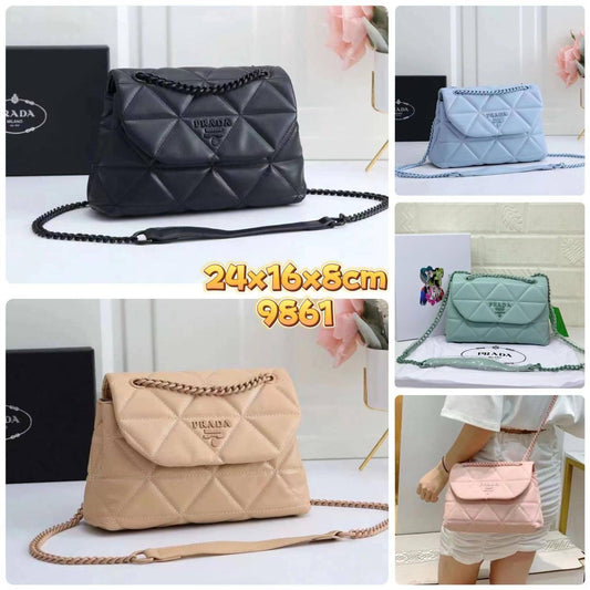 Prada
95 dhs🇦🇪
with box
🎁🎁🎁
Zain13
♥️♥️♥️