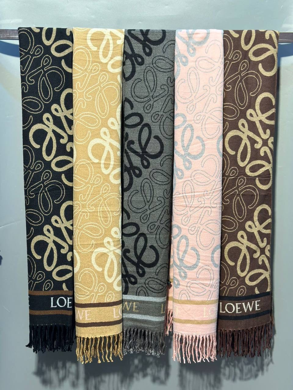 Scarf
45 dhs🇦🇪
Zain40
♥️♥️♥️