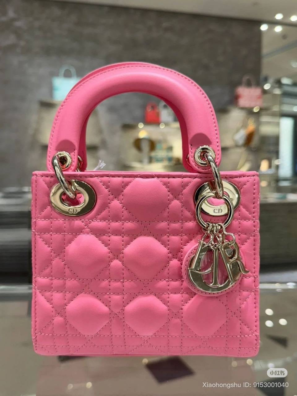 .
NEW🌸DIOR🌸
SUPER MASTER QUALITY🫶
WITH FULL PACKAGING 🎁
For Price 👇 WTSP Text Zain 0568585901
Zain255
♥️♥️♥️