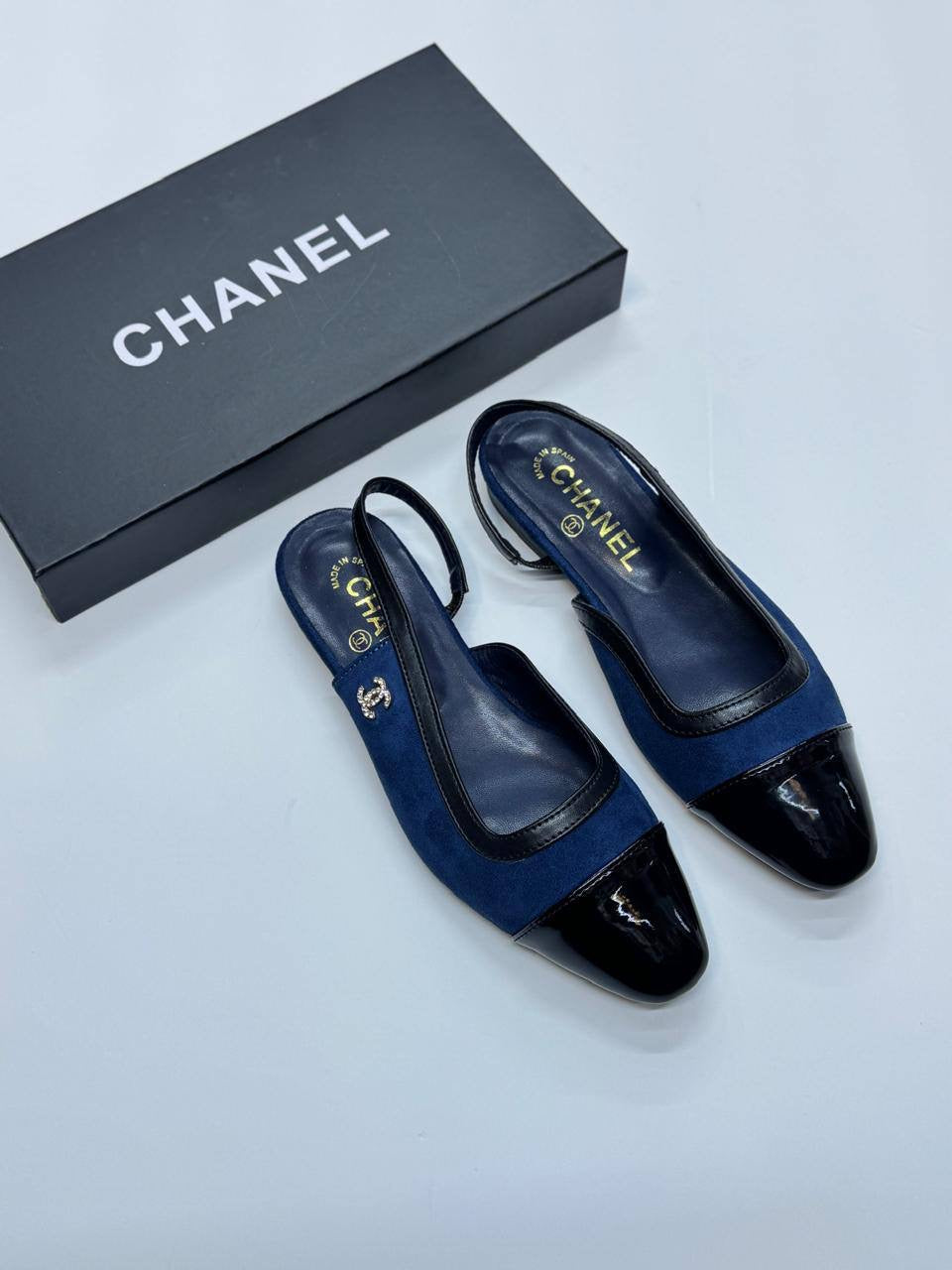 Chanel
Size 36-41
105 dhs🇦🇪
Zain21
♥️♥️♥️