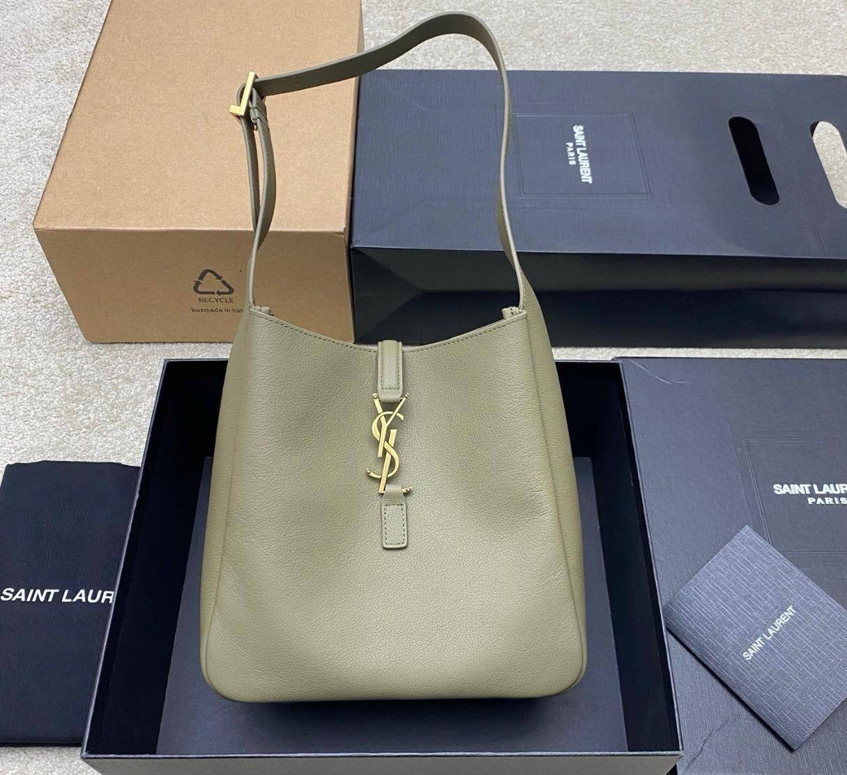 YSL💕💕💕
Super master quality 💯
Available now 💫 ✨✨
For Price 👇 WTSP Text Zain 0568585901
Zain252
♥️♥️♥️