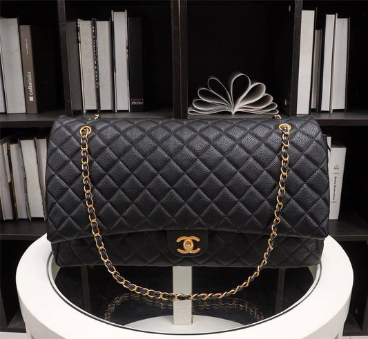 CHANEL Master
MAXI Re stock arrived 45cm 
340 dhs🇦🇪
Zain228
♥️♥️♥️