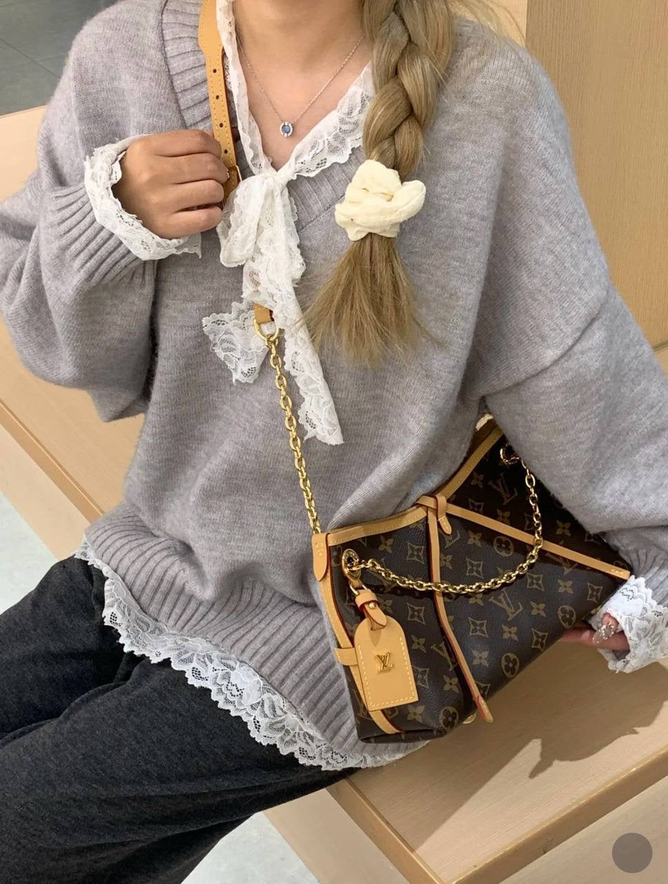LV
NEW CAME GOOD QUALITY 
WITH BOX 
🎁🎁🎁
95 dhs🇦🇪
Zain39
♥️♥️♥️