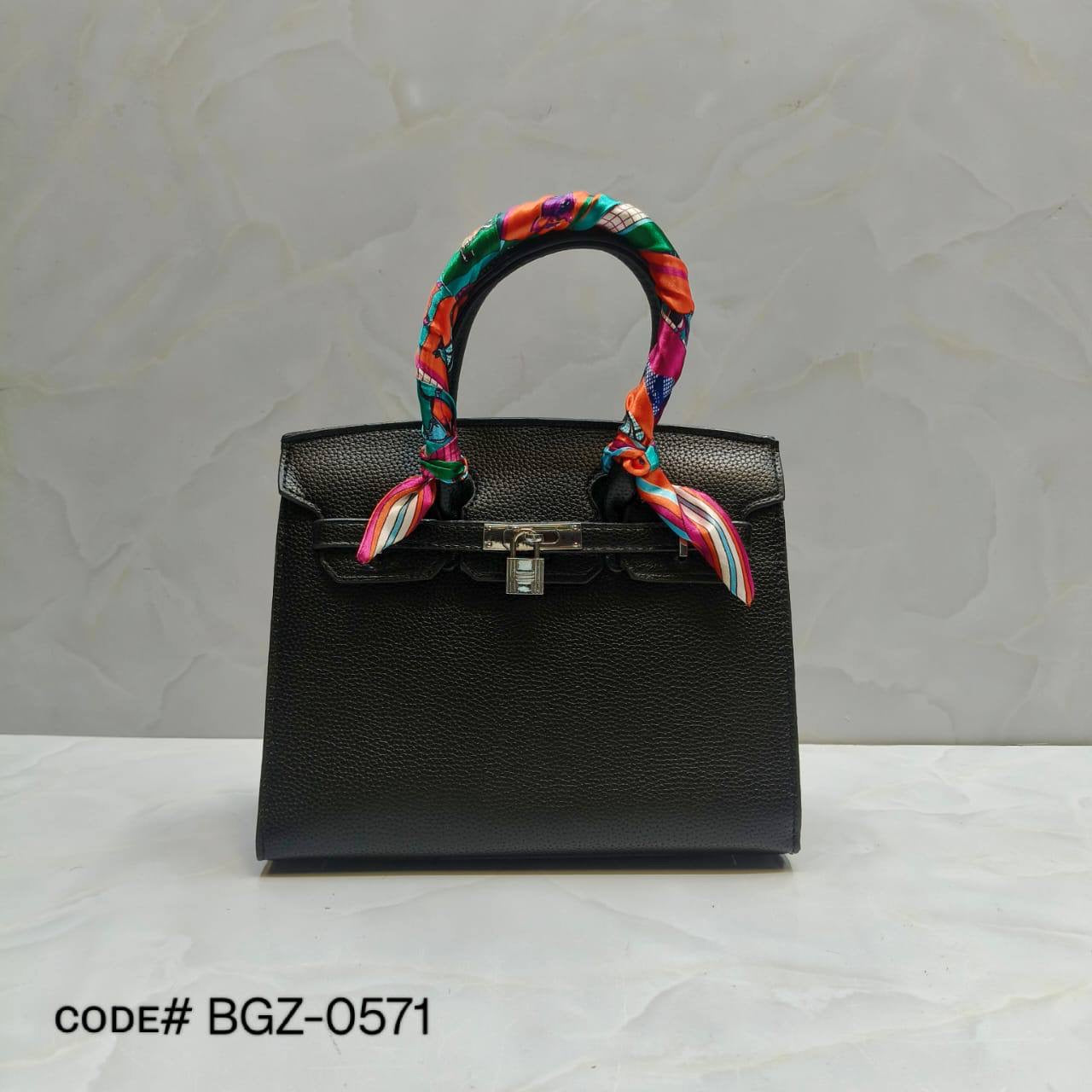 Hermes BIRKINS
sɪʟᴠᴇʀ ʜᴀʀᴅᴡᴀʀᴇ
ᴡɪᴛʜ ᴛᴡɪʟʟʏ ᴀɴᴅ ʟᴏɴɢ sᴛʀᴀᴘ
sᴏғᴛ ᴍᴀᴛᴛᴇ ʟᴇᴀᴛʜᴇʀ
sɪze: 25 ᴄm
70 dhs🇦🇪
Zain31
♥️♥️♥️