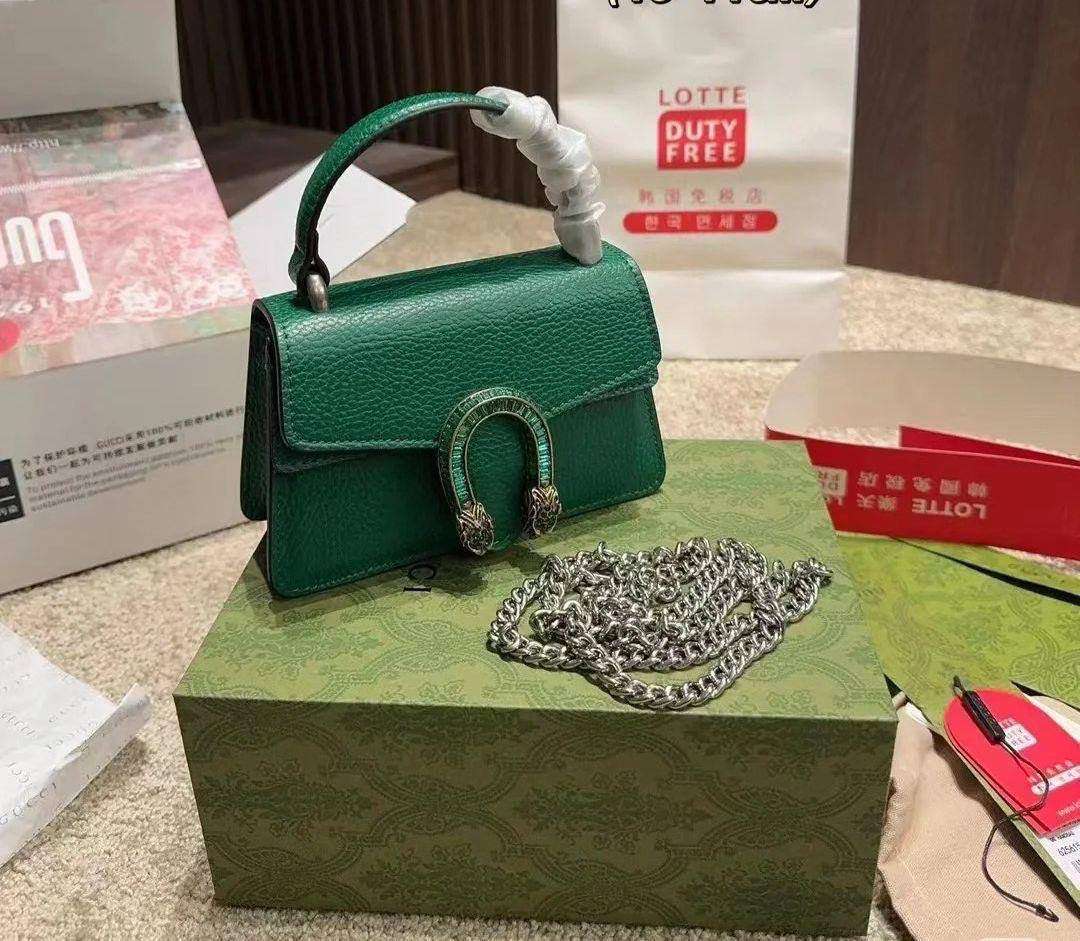 Gucci Dionysus
Size : 20 * 15.5 cm
95 dhs🇦🇪
with box
🎁🎁🎁
Zain115
♥️♥️♥️