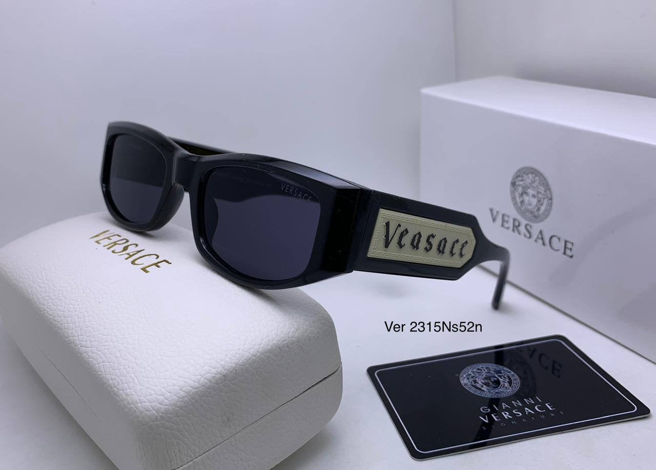 Versace
65 dhs🪙
Zain126
♥️♥️♥️