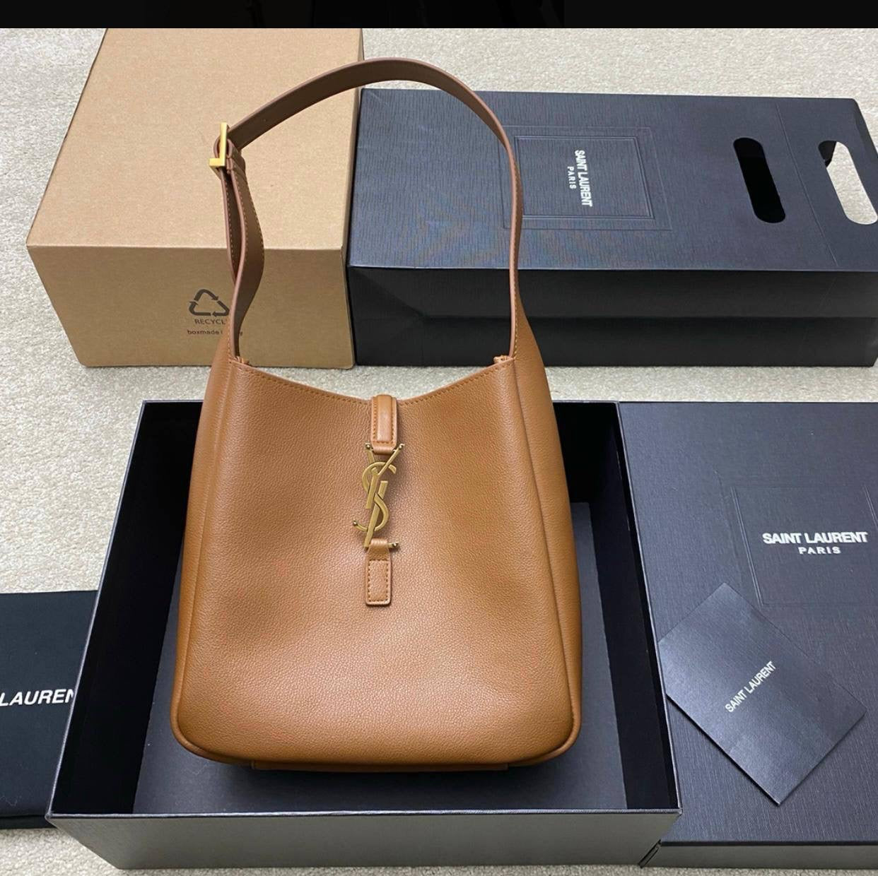 YSL💕💕💕
Super master quality 💯
Available now 💫 ✨✨
For Price 👇 WTSP Text Zain 0568585901
Zain252
♥️♥️♥️