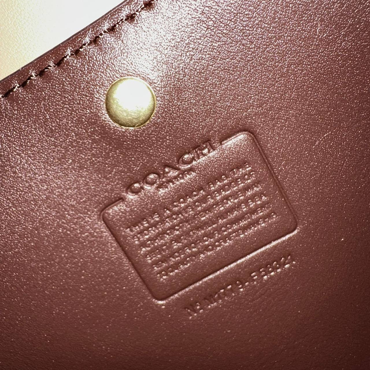 COACH 
NEW CAME 
GOOD QUALITY 
85 dhs🇦🇪
Zain39
♥️♥️♥️