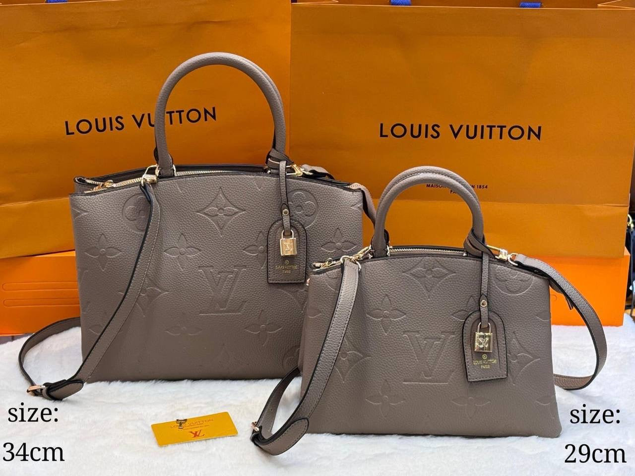 LV ᴛᴏᴛᴇ ɢʀᴀɴᴅ ᴘᴀʟᴀɪs
ᴡɪᴛʜ ᴄᴏᴍᴘᴀʀᴛᴍᴇɴᴛ
ʟᴇᴀᴛʜᴇʀ/ɢᴀᴍᴏsᴀ
sɪᴢᴇ:ᴄʜᴇᴄᴋ!!
      34ᴄᴍ: 105 dhs🇦🇪
      29ᴄᴍ:  100 dhs🇦🇪
Zain56
♥️♥️♥️