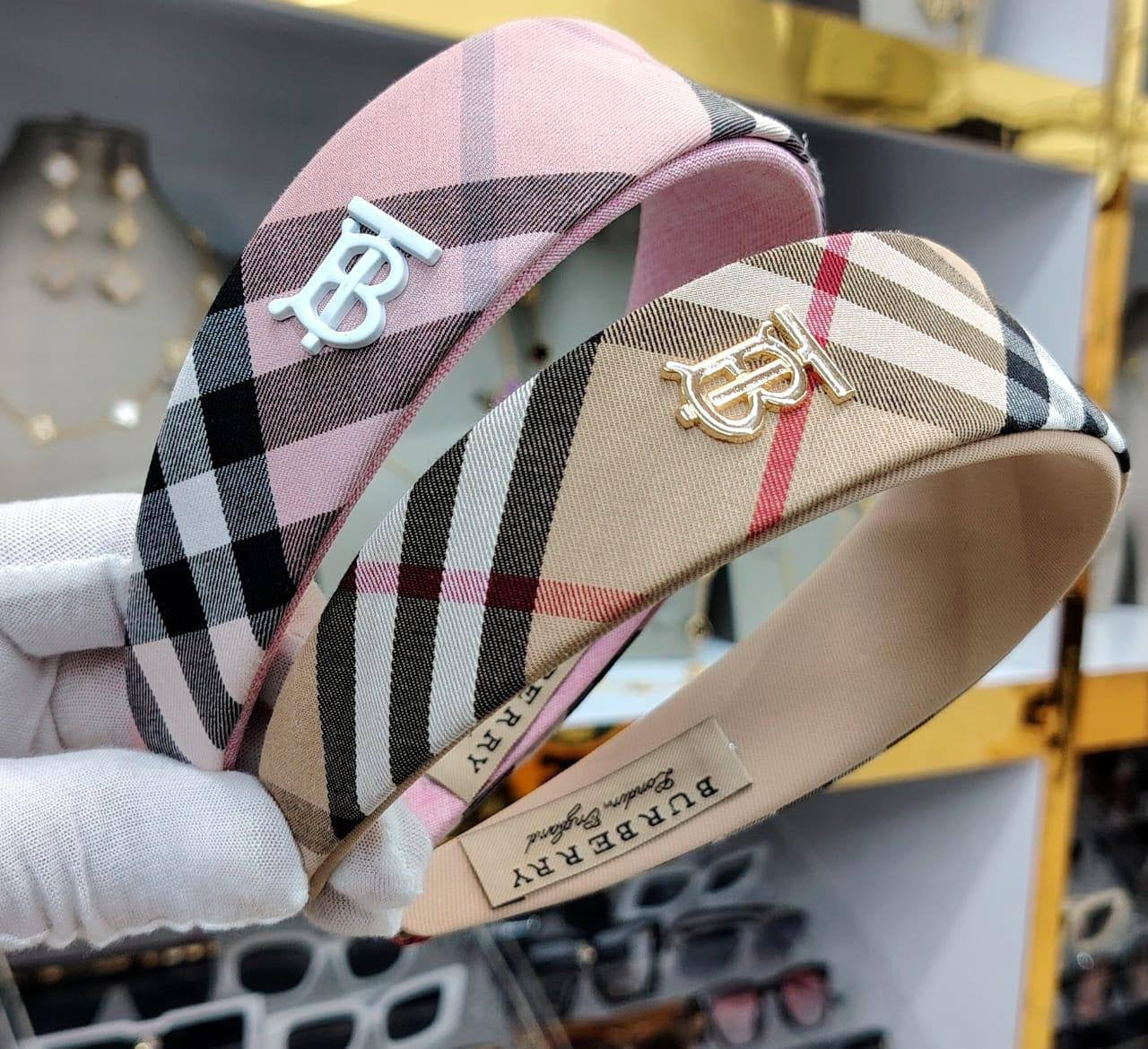 Headband
good quality 💯
Without box 📦 
20 dhs🇦🇪
Zain216
♥️♥️♥️