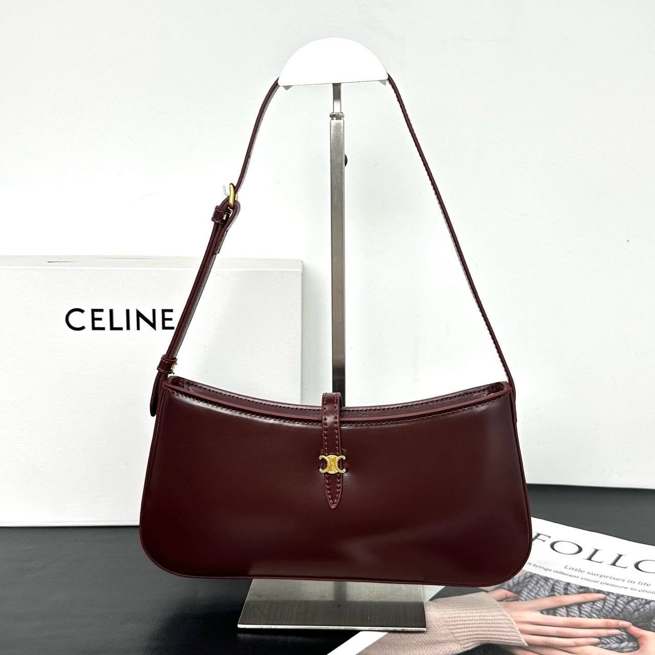 Celine 
26cm
220 dhs🇦🇪
Zain228
♥️♥️♥️