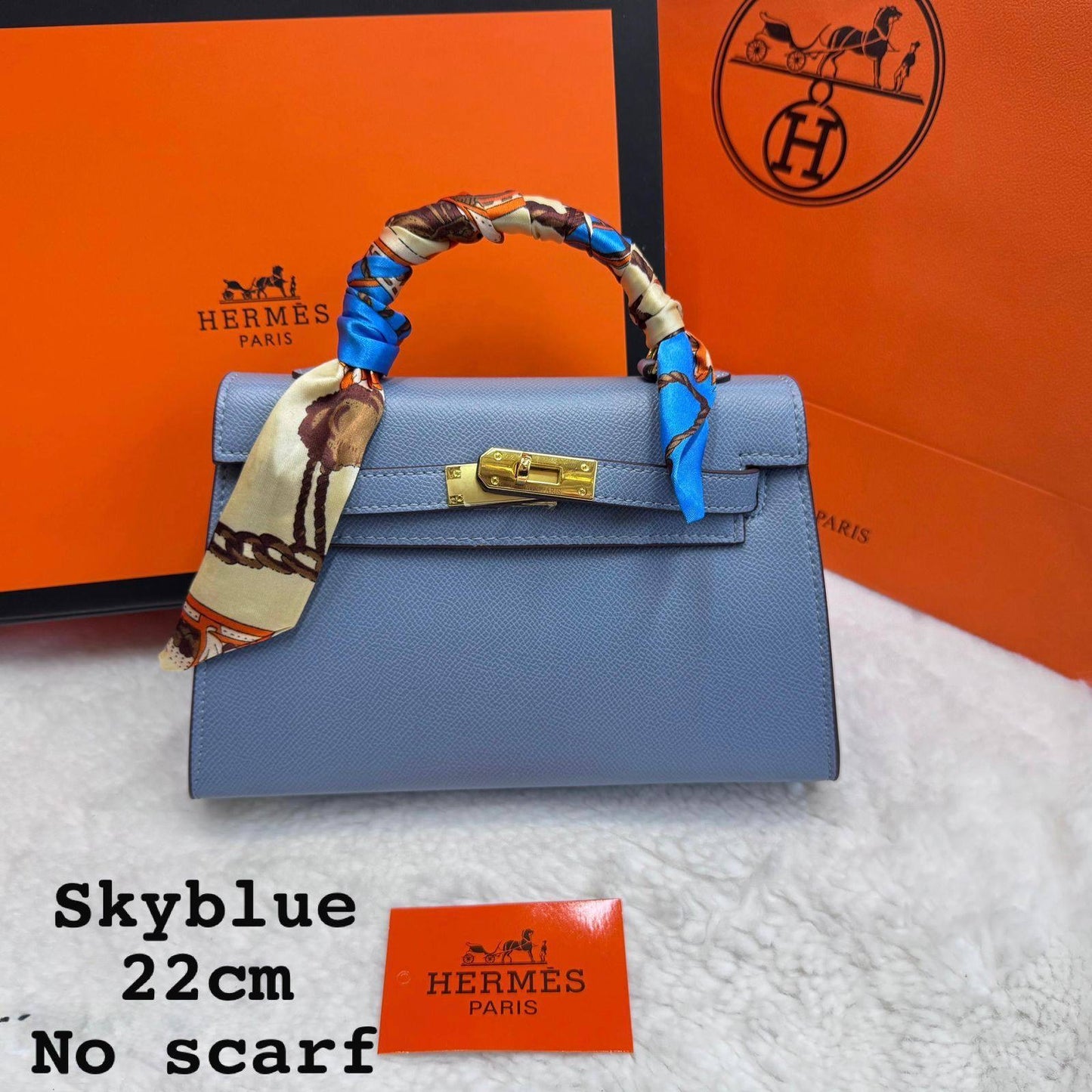 Hermes ᴋᴇʟʟʏ ʙᴀɢ  
gold hardware 
ᴡɪᴛʜ ʙᴏx 
🎁🎁🎁
No twilly
ʟᴇᴀᴛʜᴇʀ 
sɪᴢᴇ:22ᴄᴍ 
90 dhs🇦🇪
Zain56
♥️♥️♥️