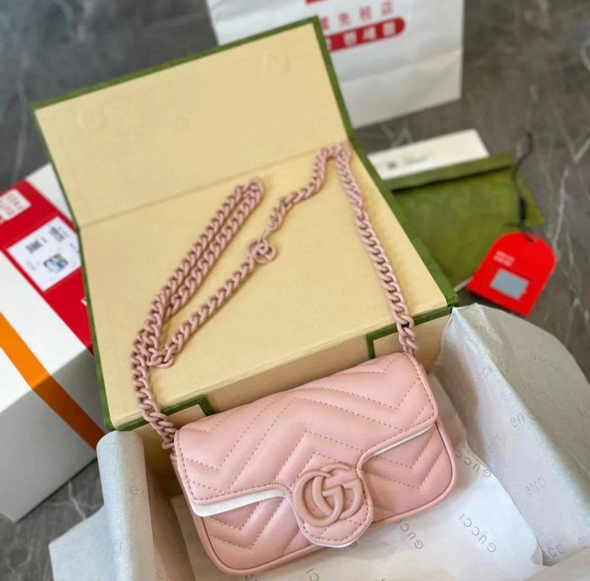 Gucci
90 dhs🇦🇪
Good quality 
with box
🎁🎁🎁
Zain35
♥️♥️♥️