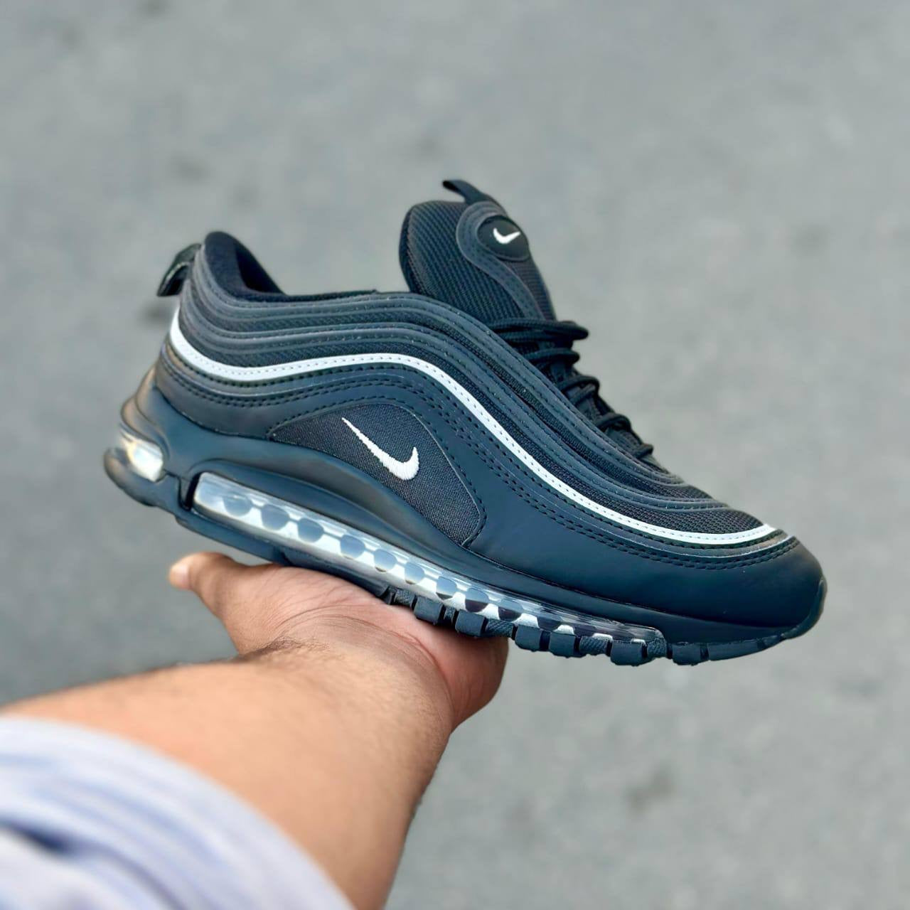 Airmax TN - Airmax 97
Size 40 to 45 
120 dhs🇦🇪
Zain27
♥️♥️♥️