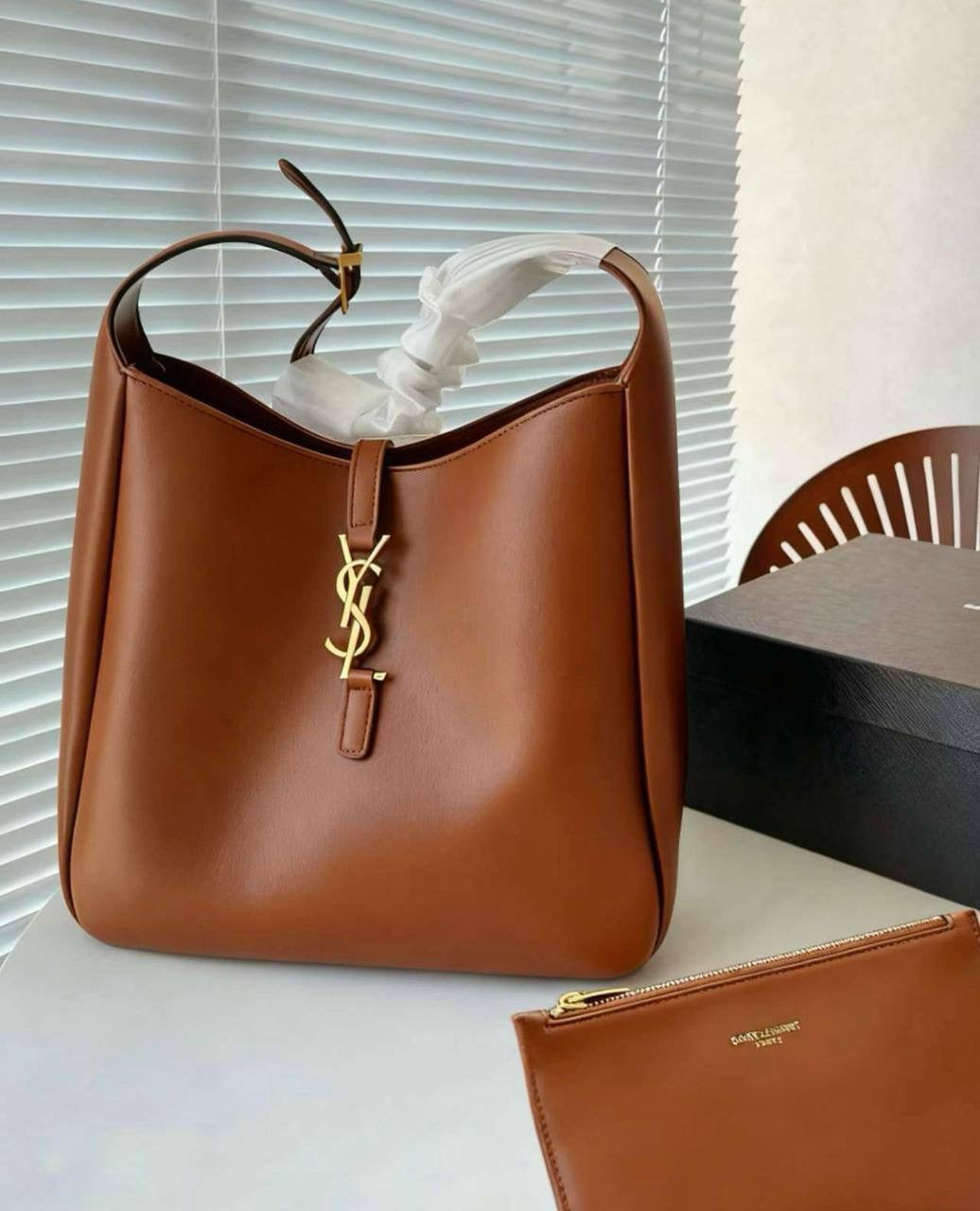 YSL 
NEW CAME GOOD QUALITY 
85 dhs🇦🇪
Zain39
♥️♥️♥️