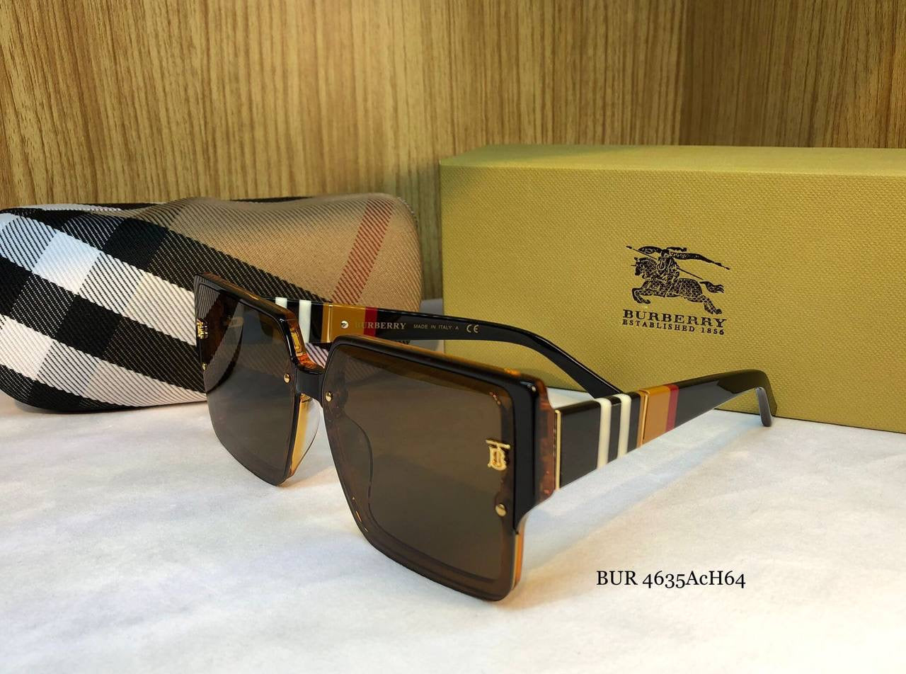 Burberry
70 dhs🪙
Zain126
♥️♥️♥️