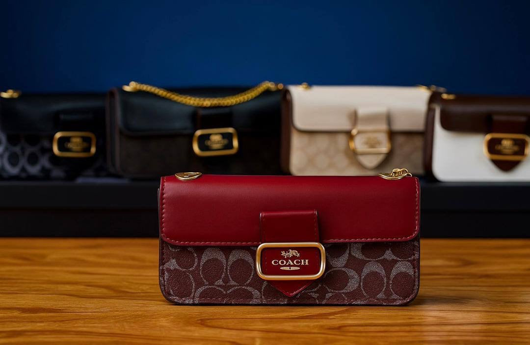 Coach
90 dhs🪙
With box
🎁🎁🎁
Zain35
♥️♥️♥️