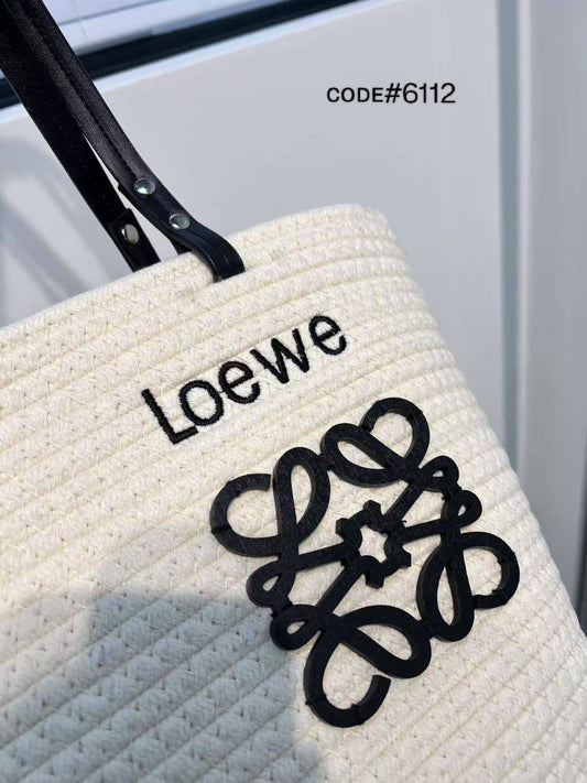 Loewe ʙᴇᴀᴄʜ ᴛᴏᴛᴇʙᴀɢ
ʀᴏᴘᴇ ᴛᴀssᴇʟ ᴍᴀᴛᴇʀɪᴀʟ
ɴᴏɴ ᴢɪᴘᴘᴇʀ
sɪᴢᴇ: 43 cm
50 dhs🇦🇪
Zain31
♥️♥️♥️