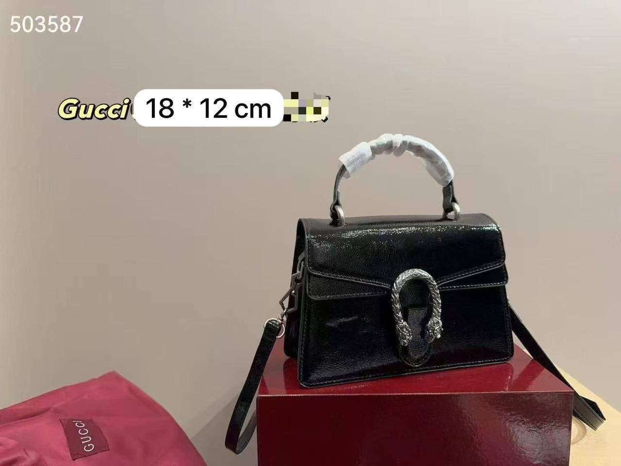 Gucci Mini
Size: 18 * 12 cm
95 dhs🇦🇪
with box
🎁🎁🎁
Zain115
♥️♥️♥️