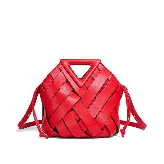 Bottega
WITH PAPAR BAG 
120 dhs🇦🇪
Zain154
♥️♥️♥️